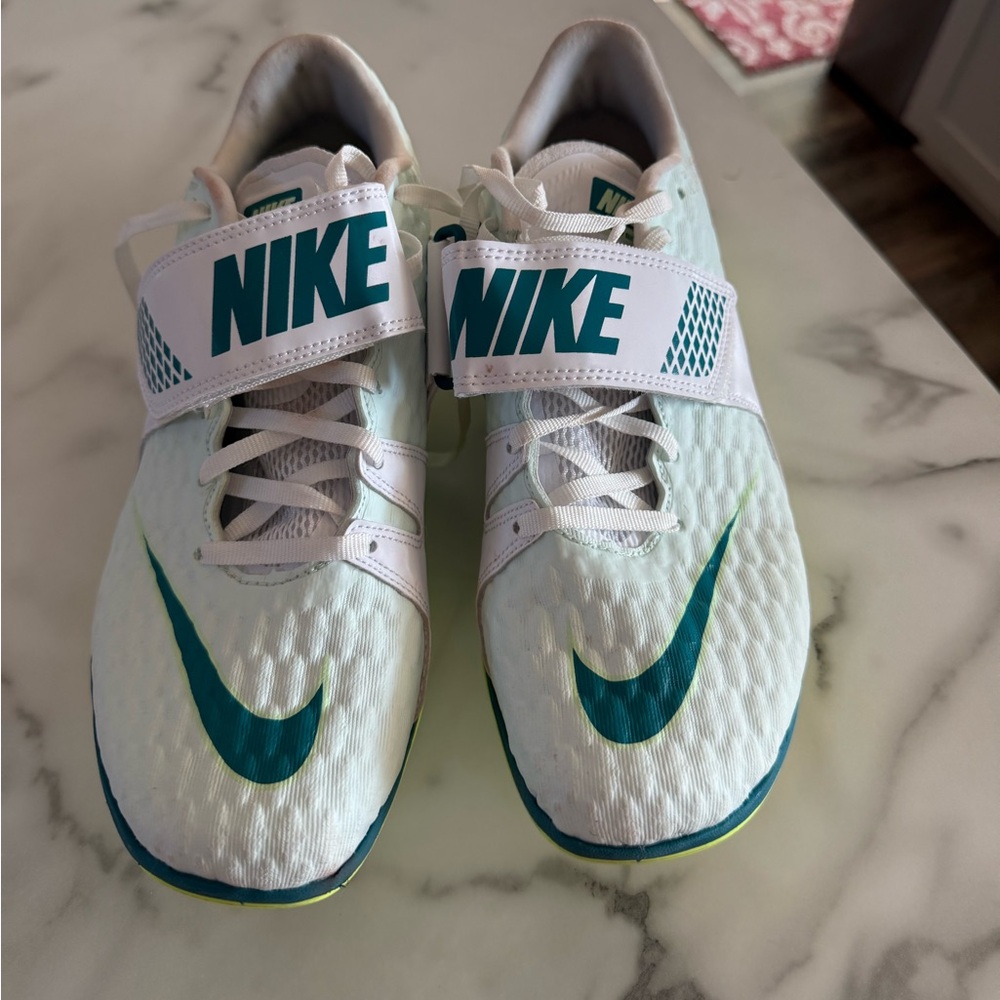 Nike High Jump Elite